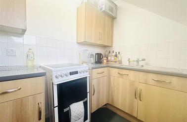 Sherwin Road, Lenton, Nottingham - Image 3